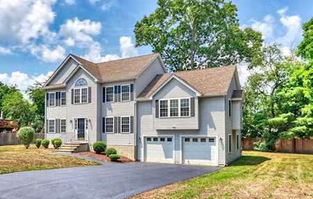5 Limewood Billerica, MA 01821