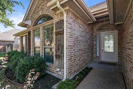 412 Nottingham Court Saginaw, TX 76179