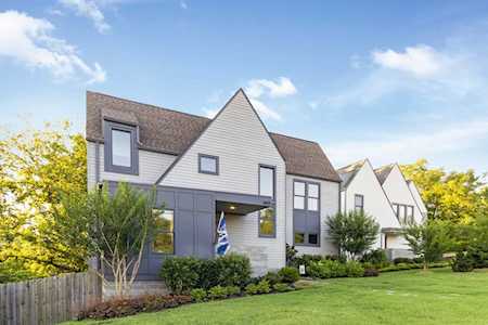 1805 Mcgavock Pk Nashville, TN 37216