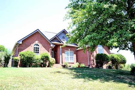 1035 Whitley Pl Hendersonville, TN 37075