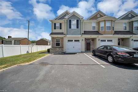 925 Deep Creek Run Chesapeake, VA 23323