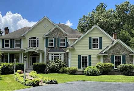 133 Hutchins Road Carlisle, MA 01741