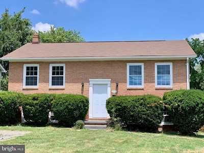1012 Woodland Ave Winchester, VA 22601