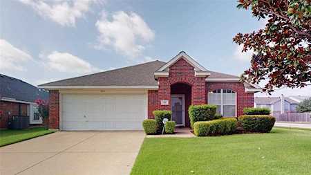 300 Foreston Drive Roanoke, TX 76262