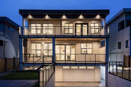 14088 North Bluff Road White Rock, BC V4B 3C3