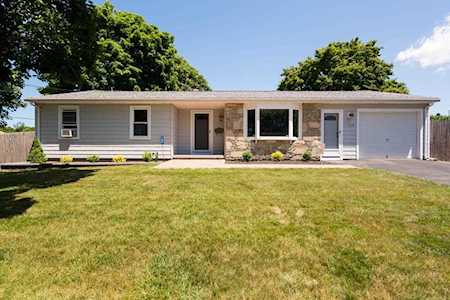 164 New Hampshire Ave Somerset, MA 02726