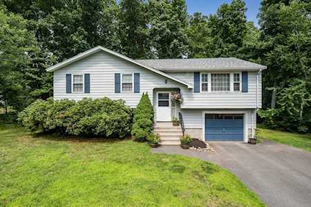 6 Pratt St Billerica, MA 01821