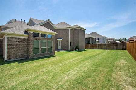8604 Tuscan Oaks Drive Mckinney, TX 75071