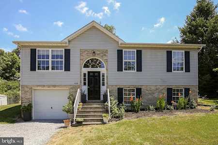 133 Woodrow Rd Winchester, VA 22602
