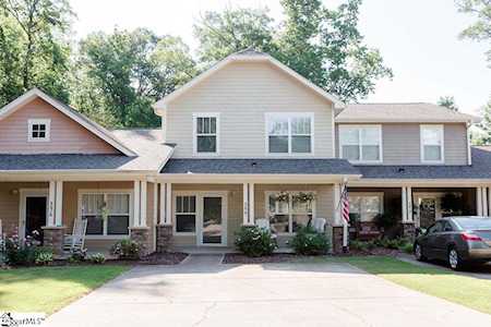344 Shallow Dr Taylors, SC 29687