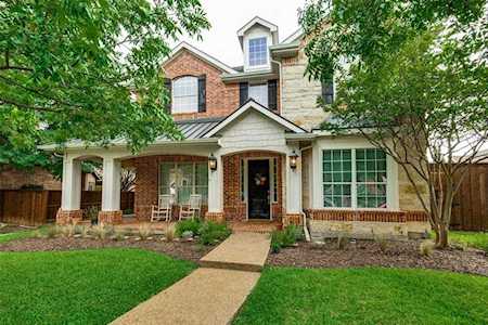 2124 Mustang Trail Frisco, TX 75033
