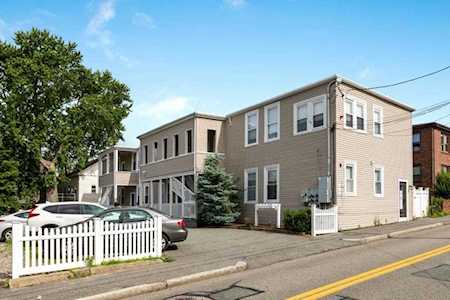 156 Sumner St #1 Quincy, MA 02169