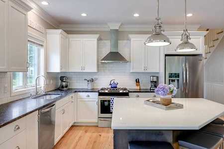64 Boatwrights Loop Plymouth, MA 02360
