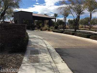 7381 Summer Duck Way North Las Vegas, NV 89084
