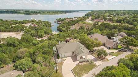 2207 Caroline Court Granbury, TX 76048