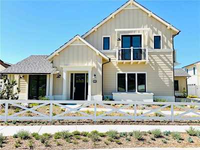 21 Phillips Ranch Road Rolling Hills Estates, CA 90274
