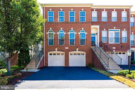 41854 Cinnabar Square Aldie, VA 20105