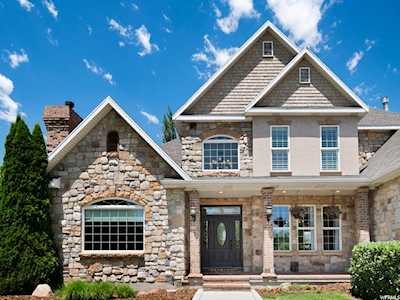 9889 N 6040 W Highland, UT 84003