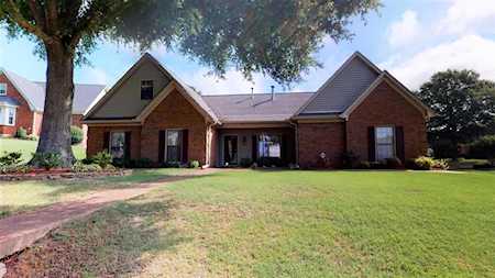 8860 Patricia Ellen Cv Bartlett, TN 38133