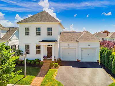 7816 Straits Lane New Albany, OH 43054