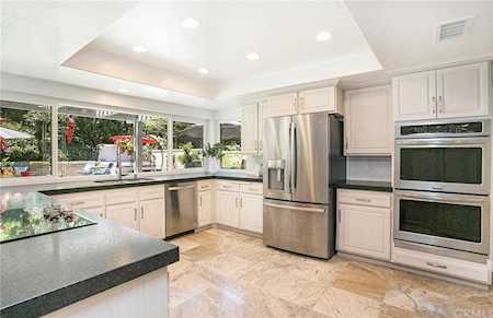 22981 Cecelia Mission Viejo, CA 92691