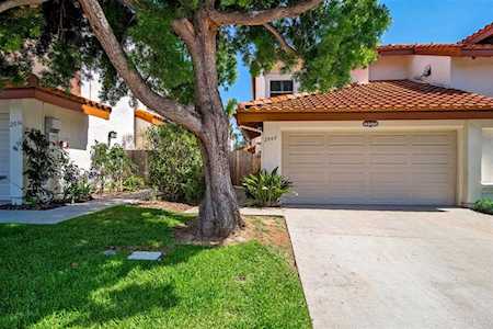 2042 Countrywood Way Encinitas, CA 92024