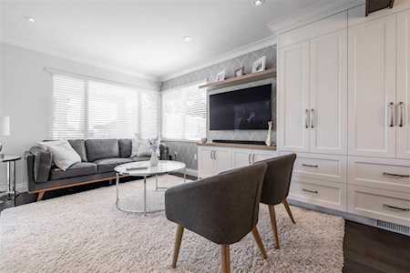 1689 Springer Avenue Burnaby, BC V5B 3M4
