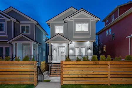 2055 Venables Street Vancouver, BC V5L 2J1