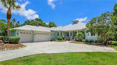 830 N River Rd Venice, FL 34293