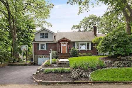 6 Lovell Rd Arlington, MA 02474