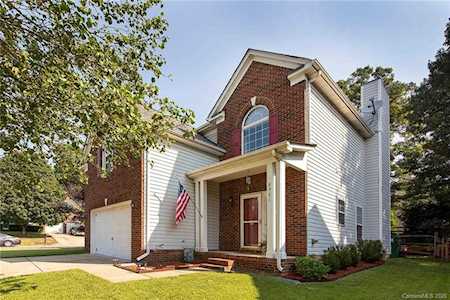 8901 Walden Ridge Dr Charlotte, NC 28216