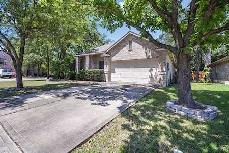 107 Whitechapel Ct Cedar Park, TX 78613