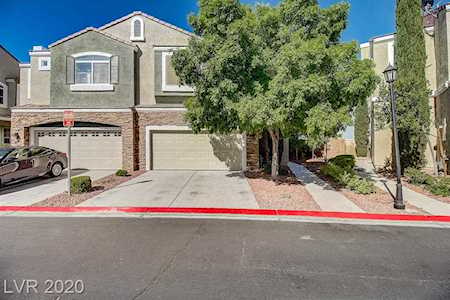 948 Coatbridge St Las Vegas, NV 89145
