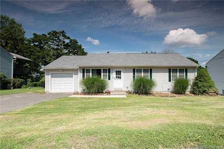 88 Sprucedale Drive Waterbury, CT 06706