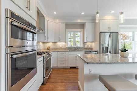 18 Blueberry Hill Lane #18 Melrose, MA 02176