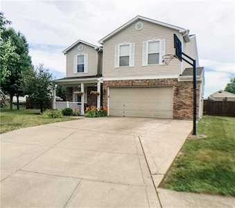 609 Waterford Way Danville, IN 46122