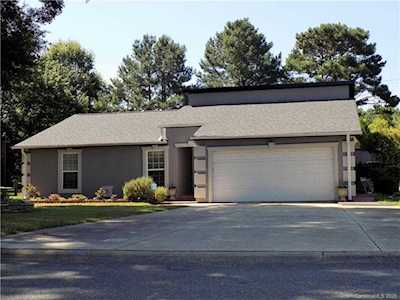 10117 Fairway Ridge Rd Charlotte, NC 28277