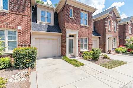 937 Park Slope Dr Charlotte, NC 28209