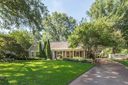 8509 Farmington Cv Germantown, TN 38139
