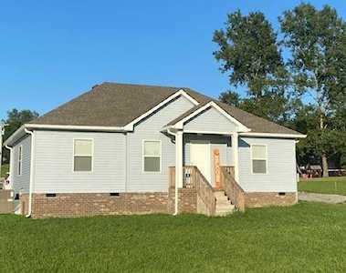 4002 Fleetwood Drive Westmoreland, TN 37186