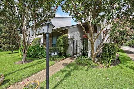 9836 Smokefeather Lane Dallas, TX 75243