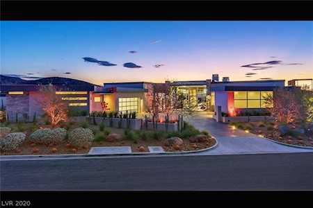 13 Boulderback Dr Henderson, NV 89012