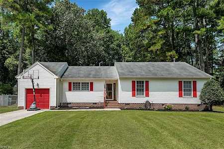 803 Haskins Dr Suffolk, VA 23434