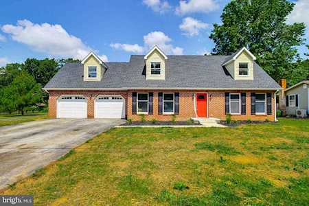 17 Pin Oak Dr Gettysburg, PA 17325