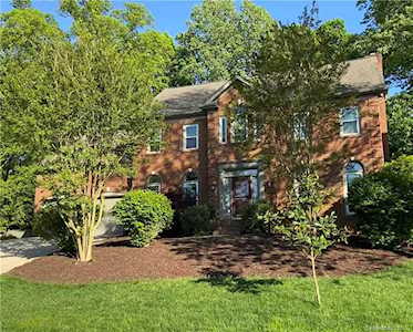 314 Southern Cross Ln Matthews, NC 28105