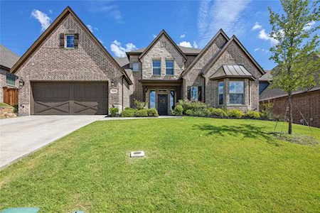 1040 Myers Park Trail Roanoke, TX 76262