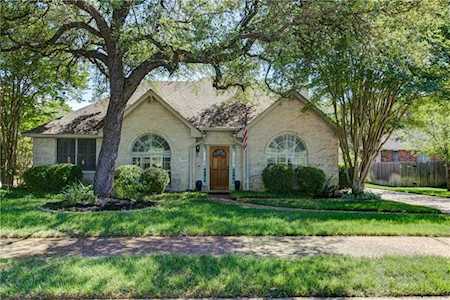 8213 Crabtree Dr Austin, TX 78750