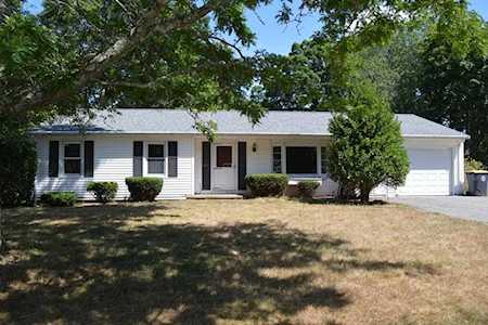 112 Rounseville Ave Somerset, MA 02726