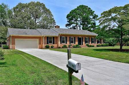 1724 N Woodhouse Rd Virginia Beach, VA 23454