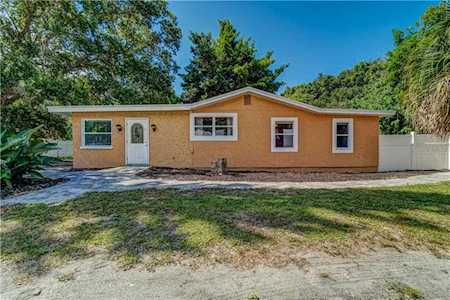165 Glenwood Ave Osprey, FL 34229